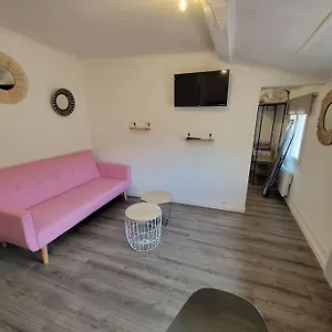 Fully Equipped 2 To 4 Beds Marseille